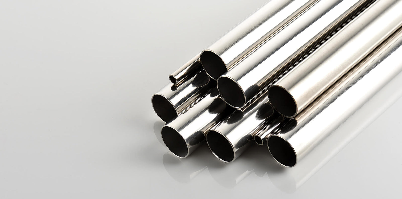 Which is Better Seamless or Welded SS Pipe?